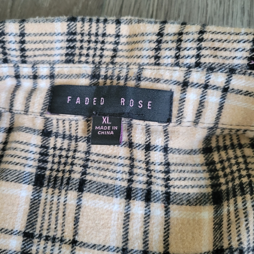 Faded Rose Button Up/Shacket - Picture 4 of 4